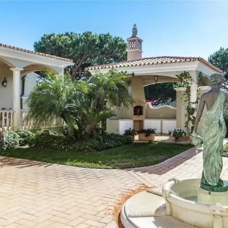 4bdrm Volta Da Marta Villa